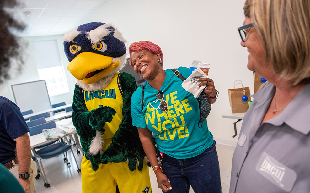 Staff Senate event with Sammy the Seahawk