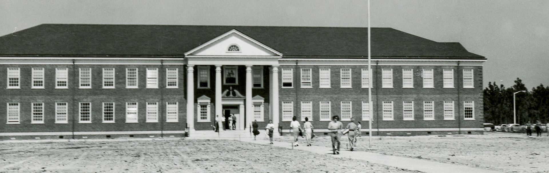 Black & White photo of Alderman Hall in 1961