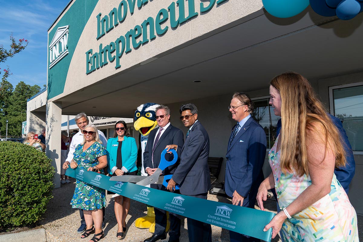 Ribbon cutting in front of Center for Innovation and Entrepreneurship