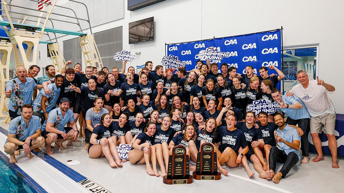 UNCW's swimming & dIving teams and staff
