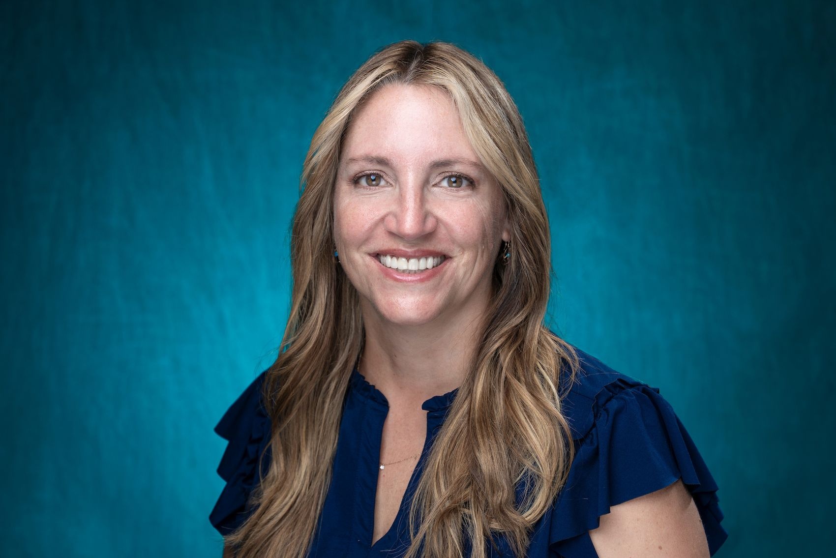 Laurie Minns Headshot