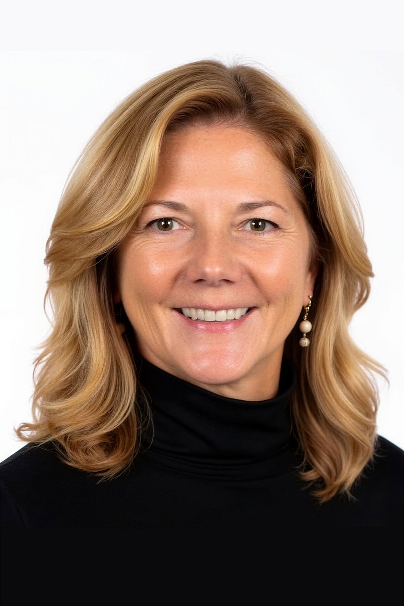 Headshot of Dr. Mary Ellen Bonczek
