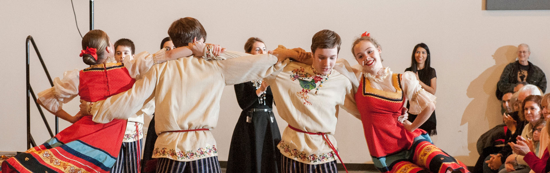 Traditional russian dancing