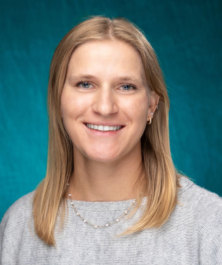 Kristyn V Bohon