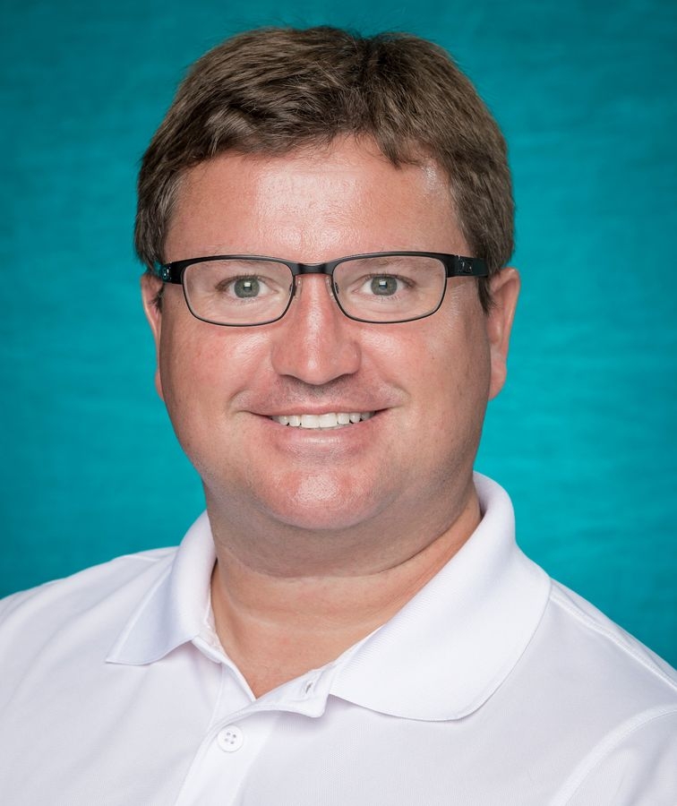 Steven Elliott