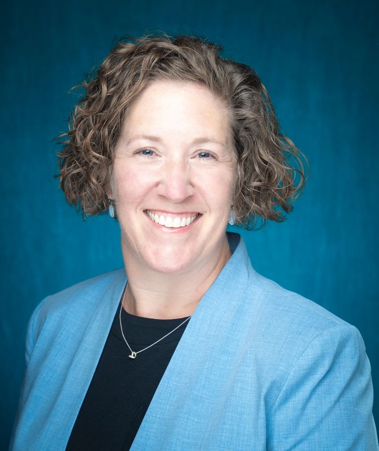 Kelley D Henderson