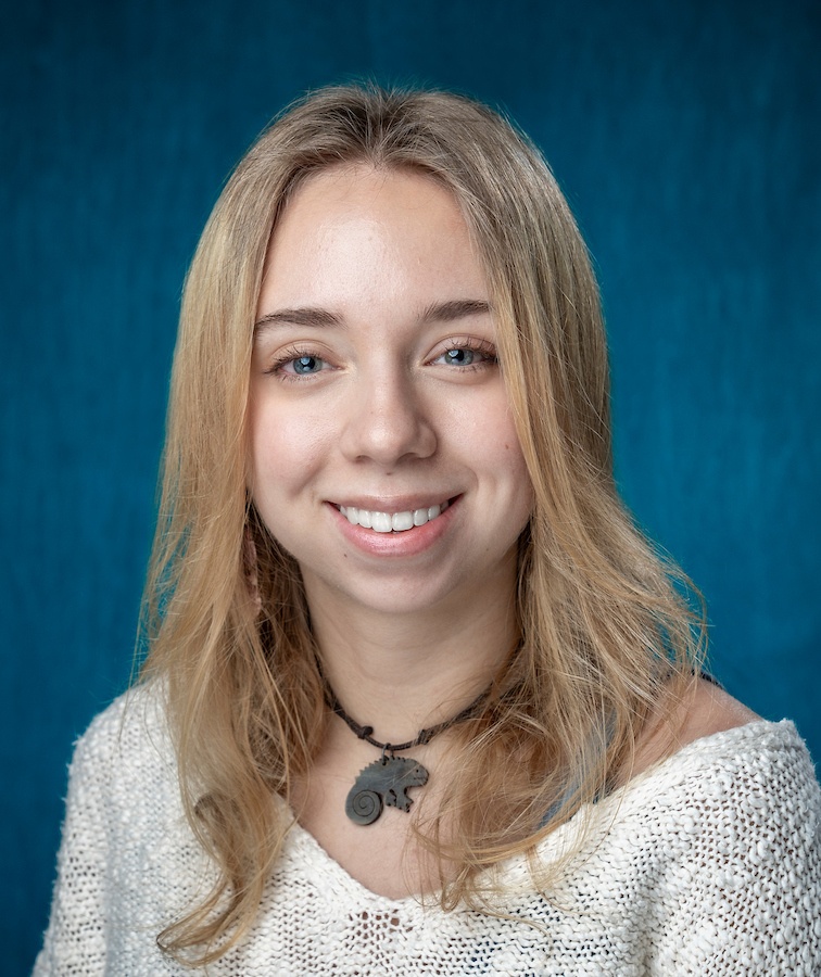 Madeline izzo, student worker