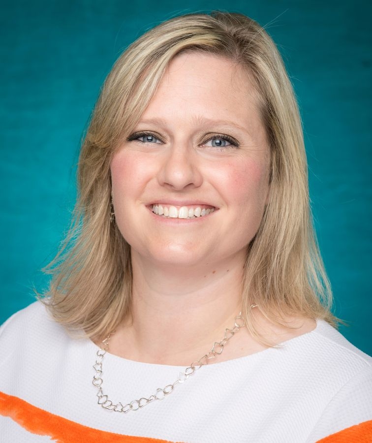 Lindsey Schroeder headshot, Health and Applied Human Sciences