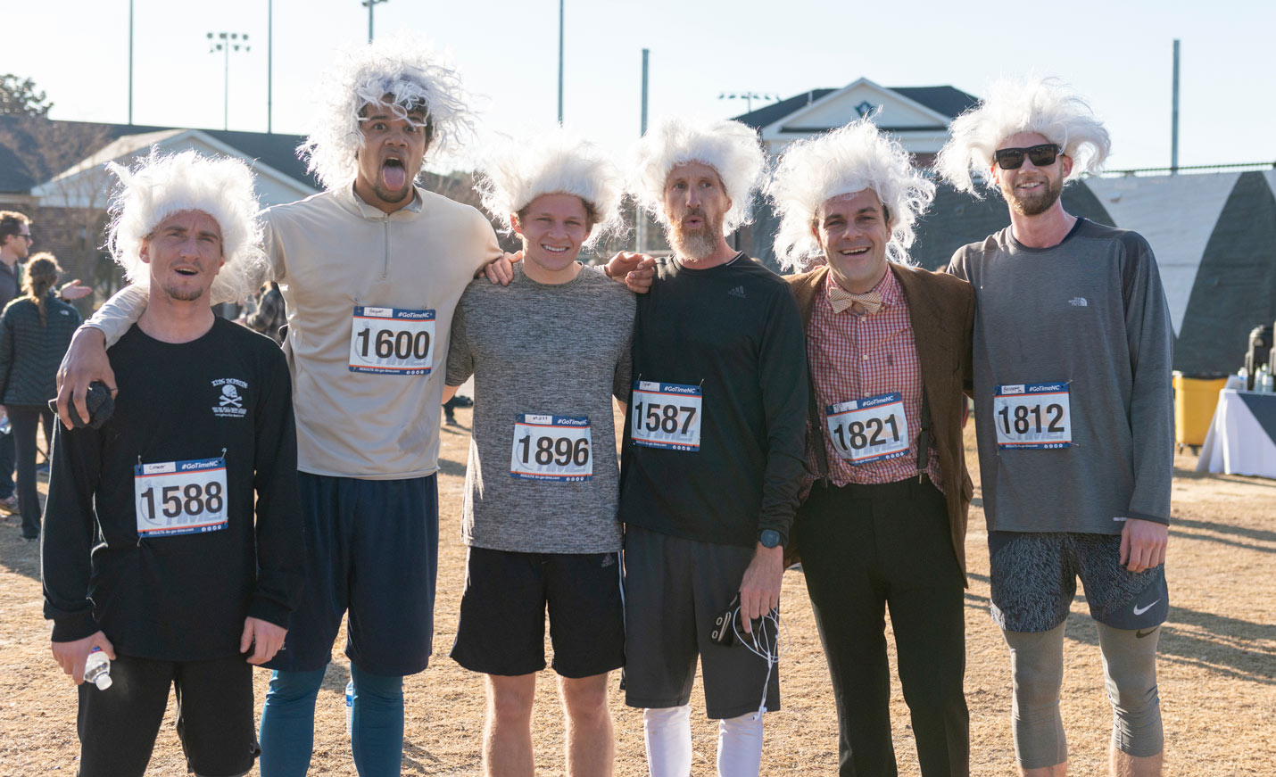 Runners in wigs