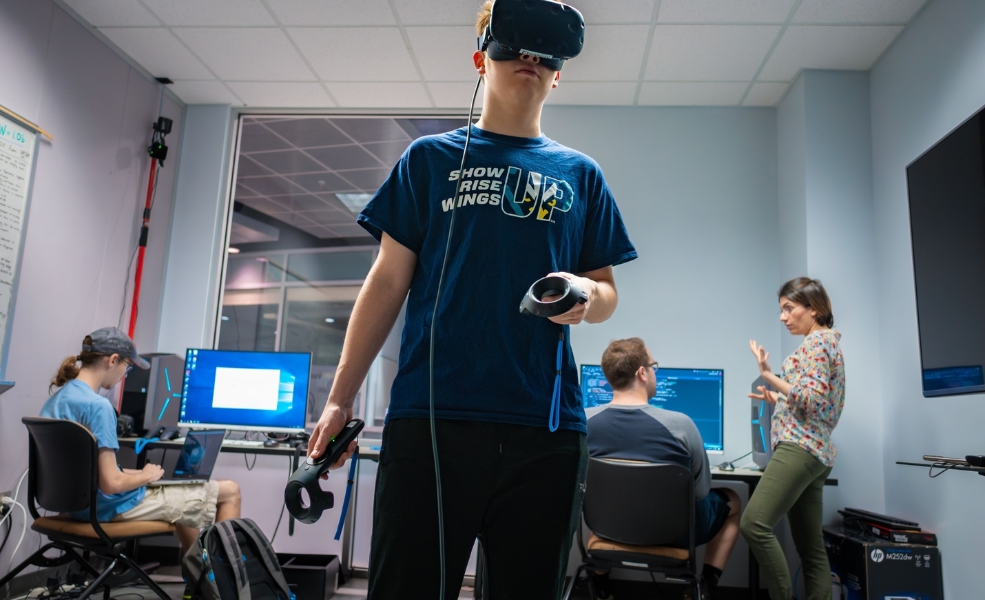 VIRTUAL REALITY LAB