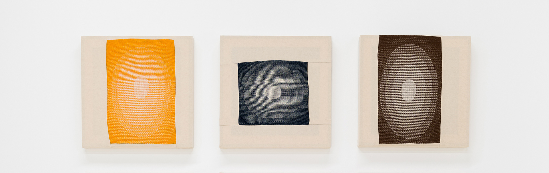 de la paz art gallery installation