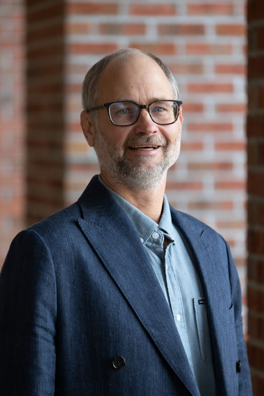 Portrait of Kenne Mountford