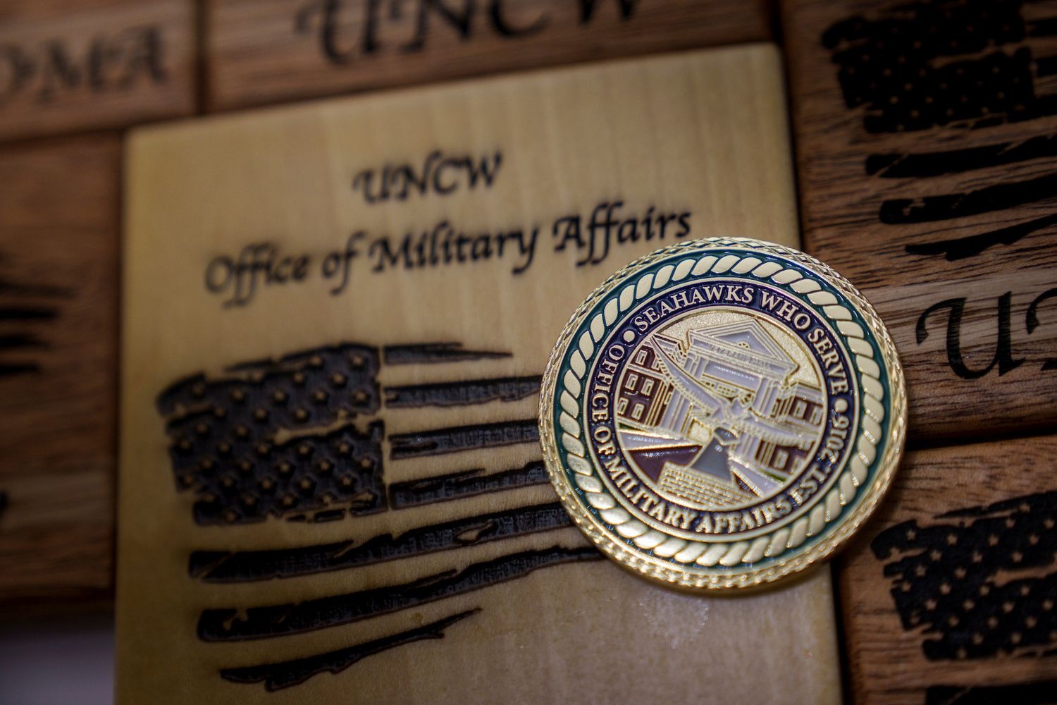 gold seal Cords and coins reception, military affairs