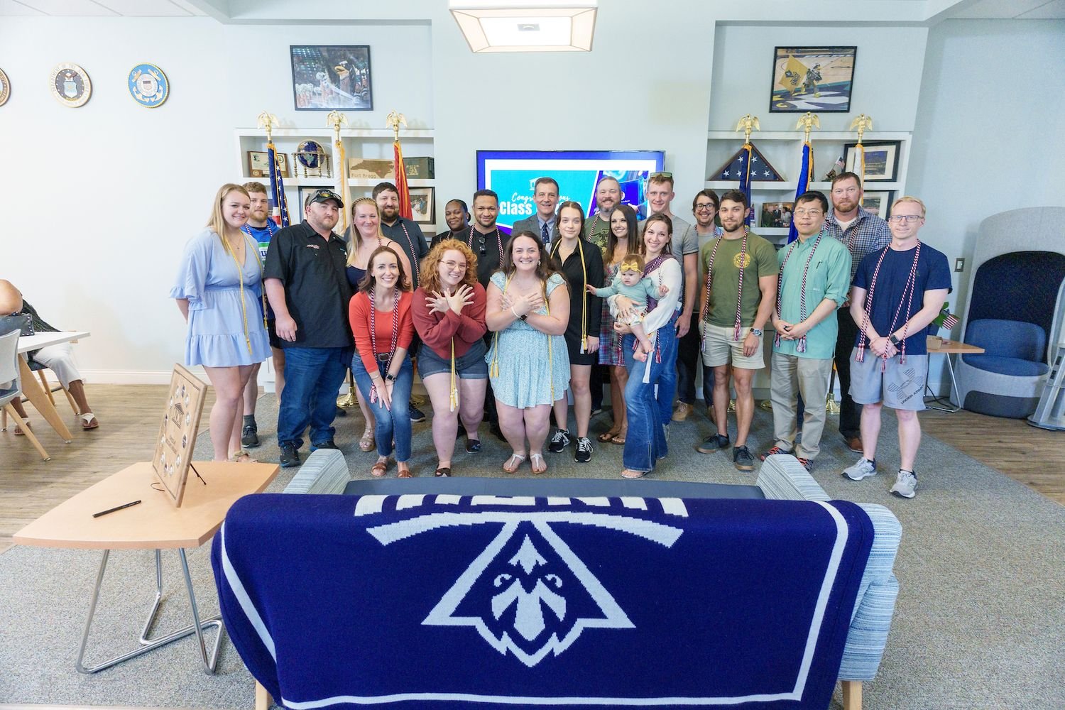 group photo Cords and coins reception, military affairs