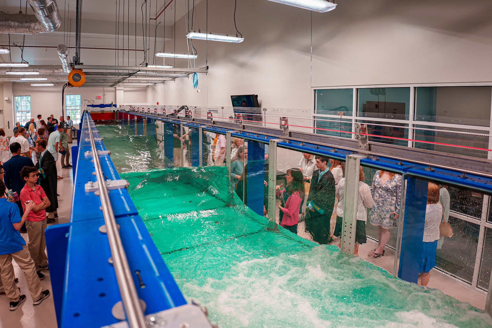 Spanning nearly 80 feet long and 5 feet wide, our state-of-the-art wave flume holds 9,500 gallons of water and allows students and faculty to study ocean waves.