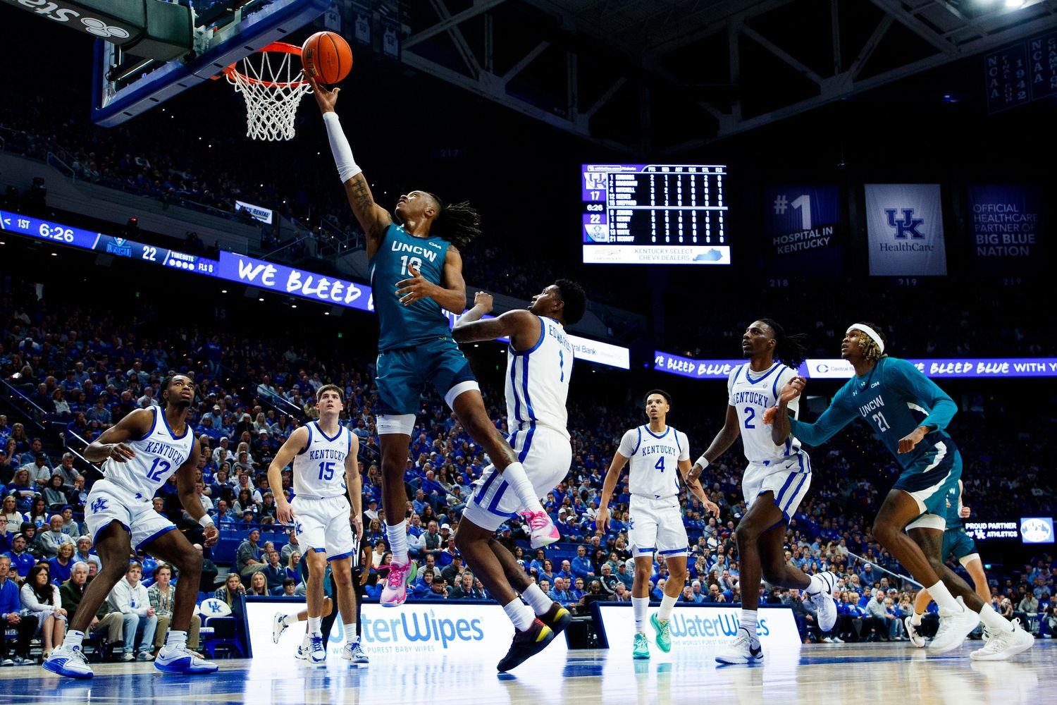 Trazarien White looks to score against Kentucky at Rupp Arena in Lexington, Kentucky. 