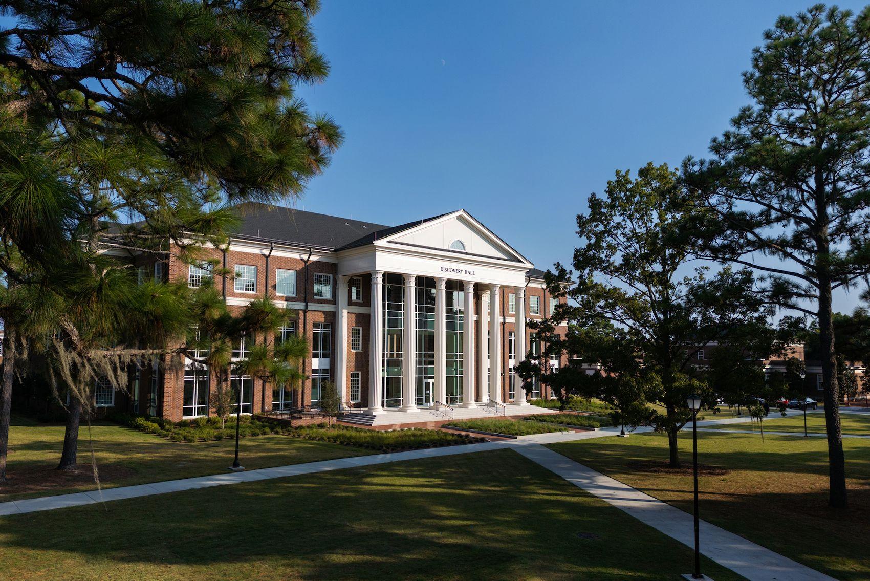 UNCW Library Discovery Hall