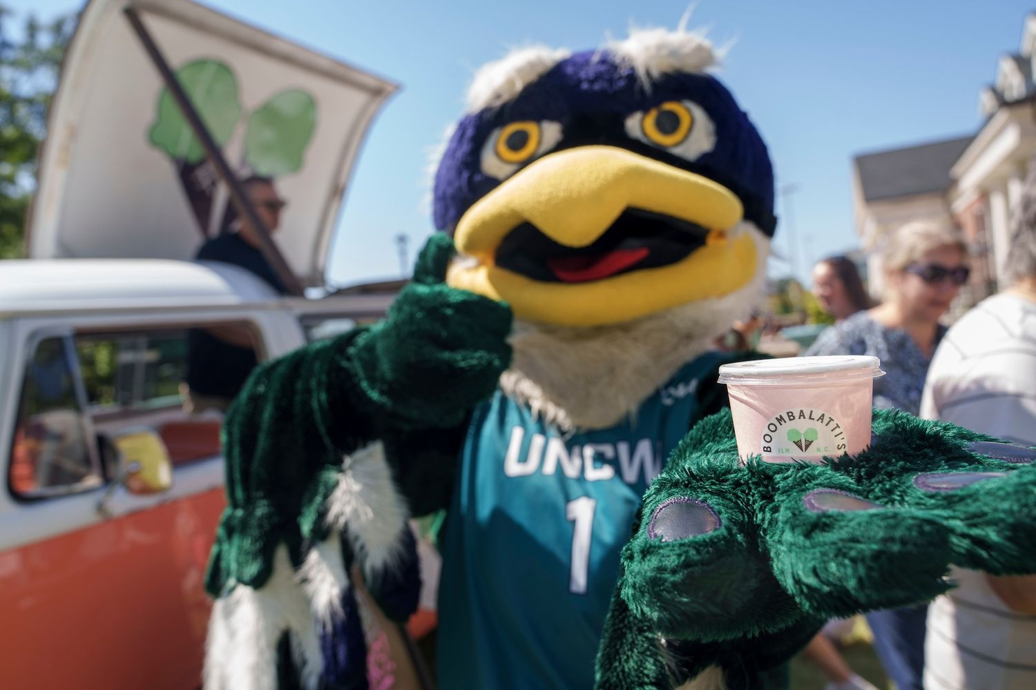 Sammy C. Hawk offers  Boombalatti's thumbs up.