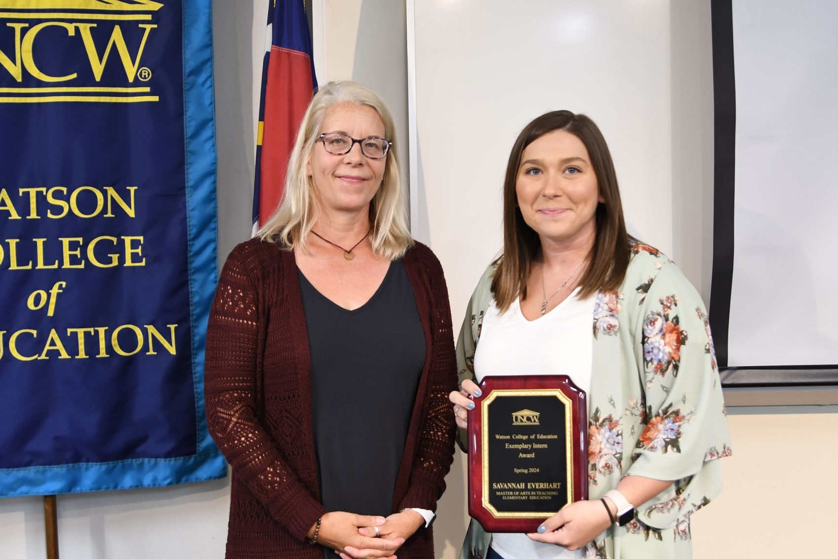 Savannah Everhart ’24M is the recipient of the Exemplary Intern Award for an intern in a Master of Arts in Teaching graduate program. Savannah earned her master’s degree in Elementary Education. 